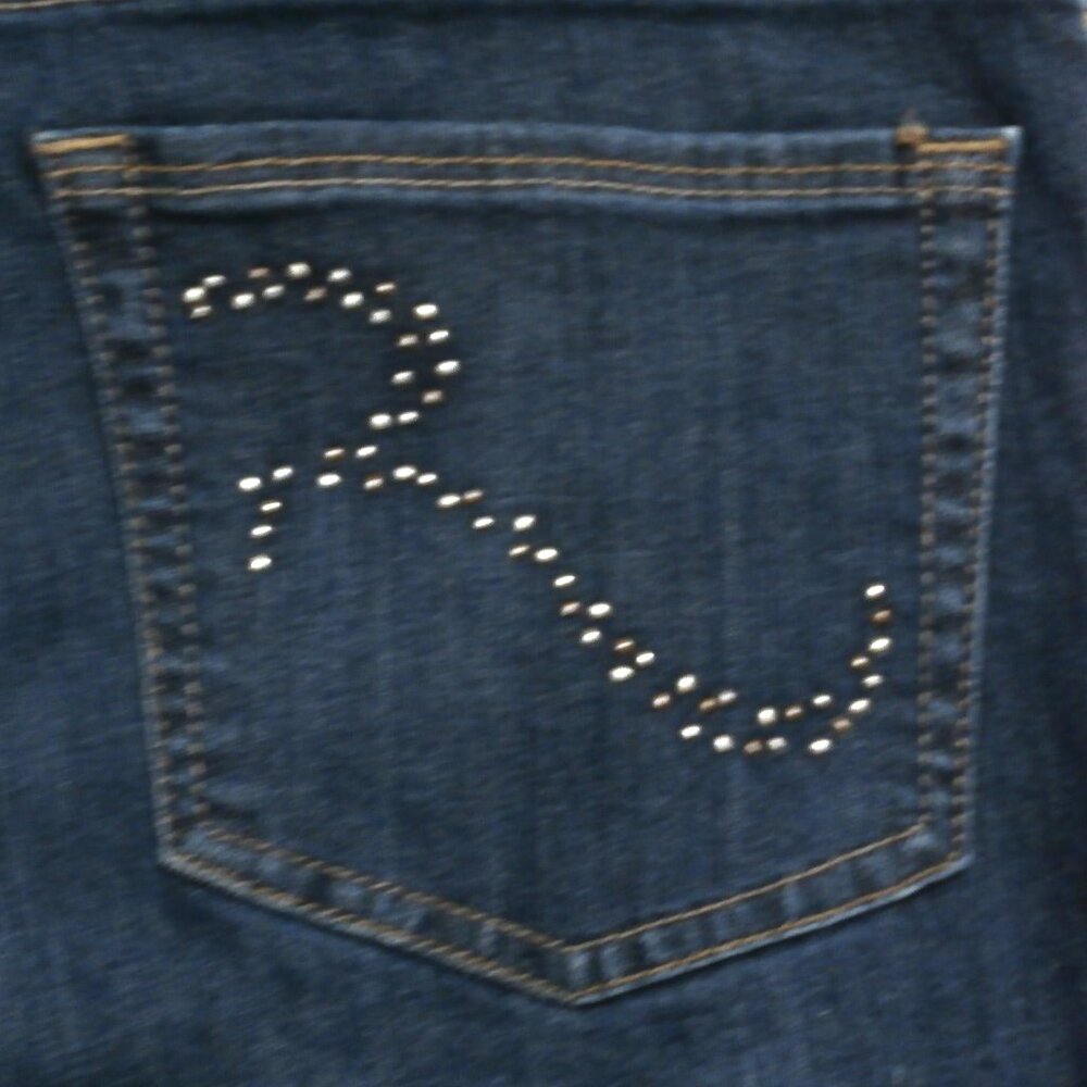 ROCK & REPUBLIC SIZE 6M STRAIGHT LEG Women's JEANS, 30" Waist, 31 1/2 " Inseam